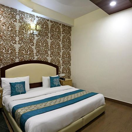 Oyo Hotel Asko International Near Gurudwara Shri Bangla Sahib New Delhi Eksteriør billede