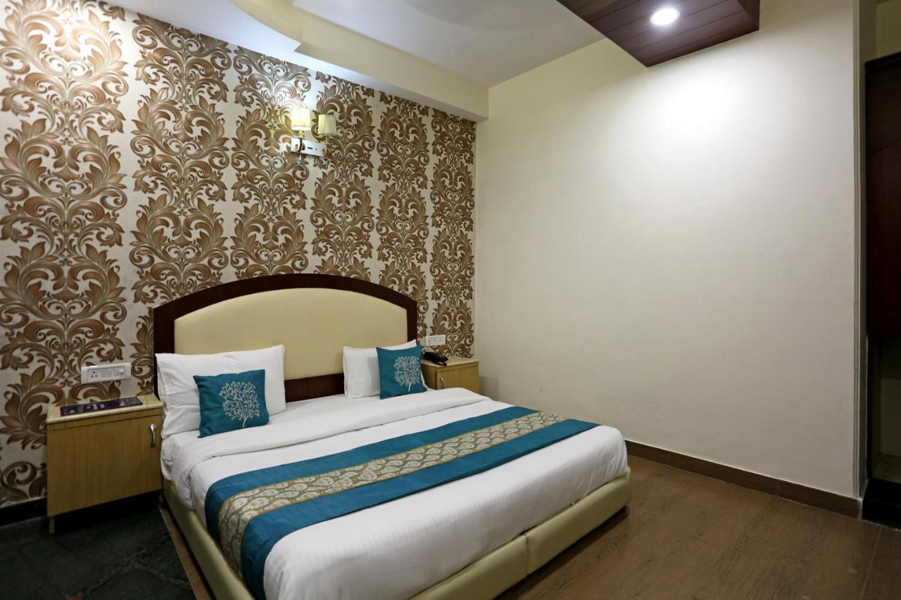 Oyo Hotel Asko International Near Gurudwara Shri Bangla Sahib New Delhi Eksteriør billede
