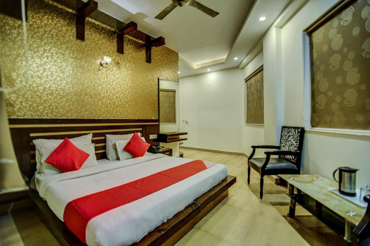 Oyo Hotel Asko International Near Gurudwara Shri Bangla Sahib New Delhi Eksteriør billede