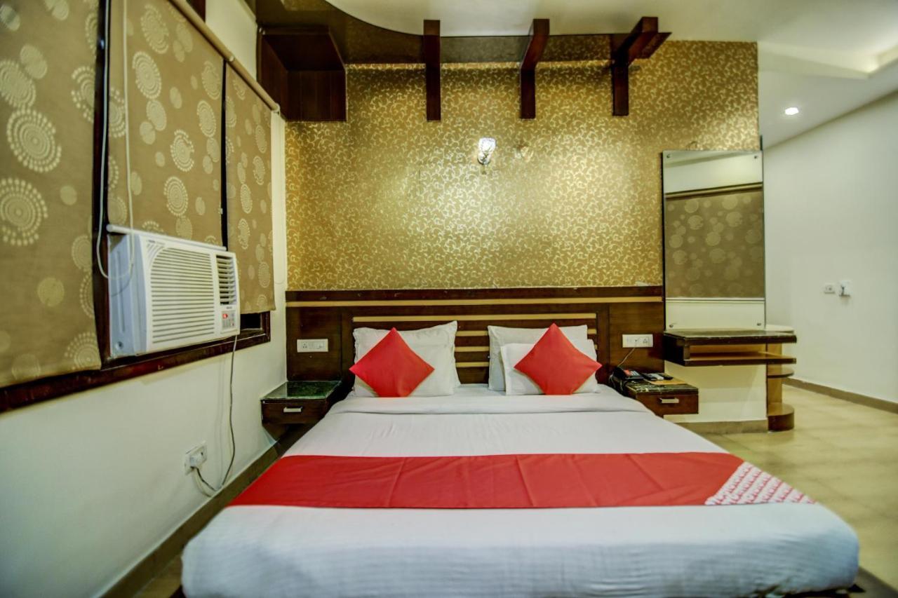 Oyo Hotel Asko International Near Gurudwara Shri Bangla Sahib New Delhi Eksteriør billede