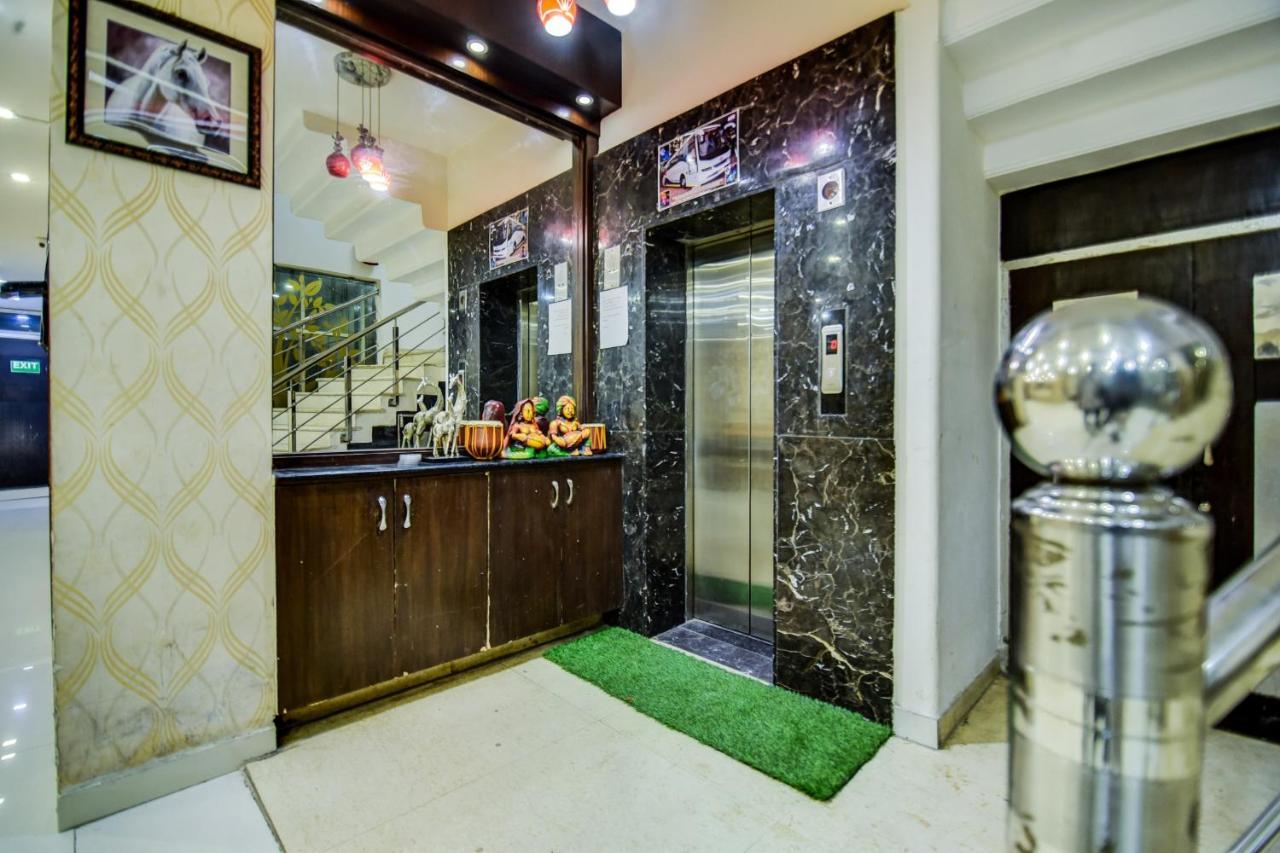 Oyo Hotel Asko International Near Gurudwara Shri Bangla Sahib New Delhi Eksteriør billede