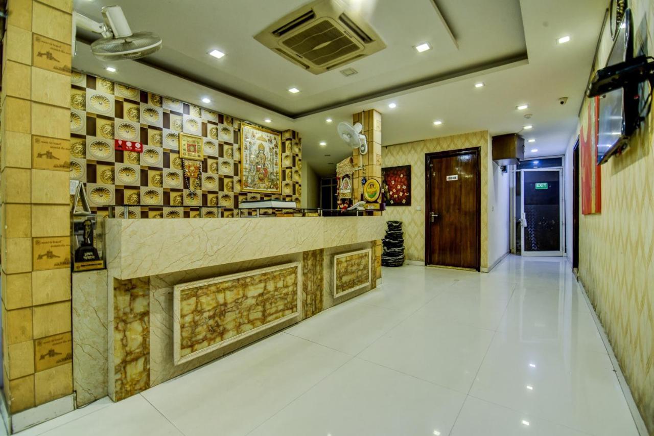 Oyo Hotel Asko International Near Gurudwara Shri Bangla Sahib New Delhi Eksteriør billede